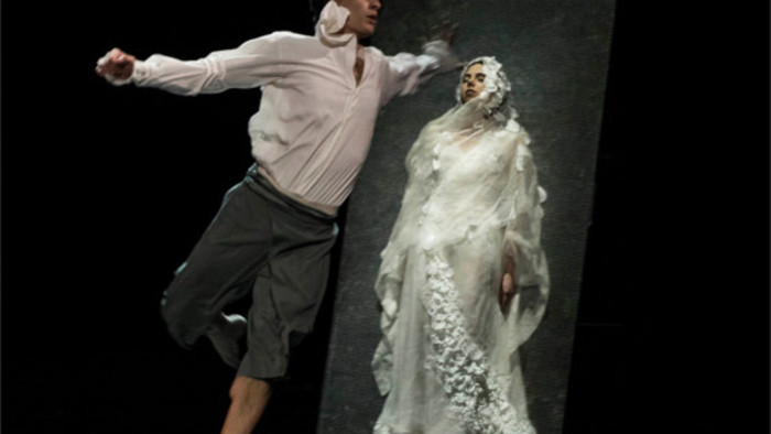 Peter Dedinsk(Romeo) Klaudia  romeo Julia balet_Peter Brenkus.jpg