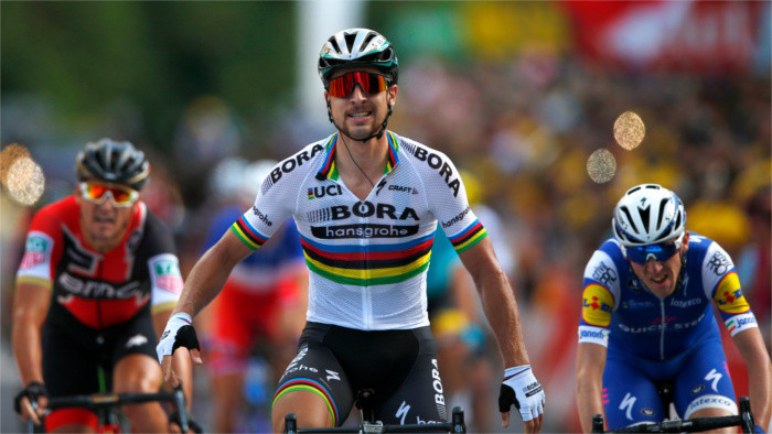 Sagan finišoval v 3. etape Tour de France ako prvý