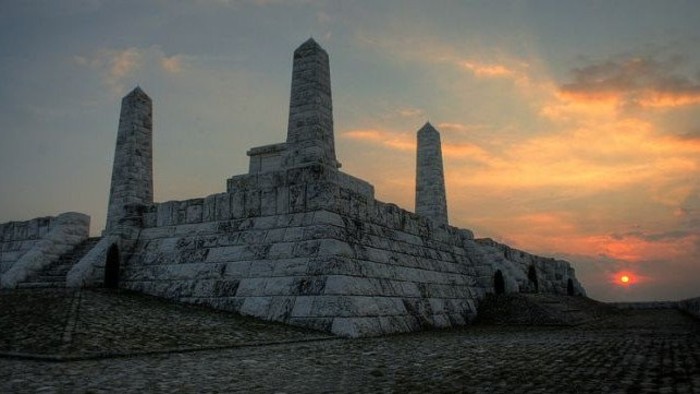 Pred 85 rokmi slávnostne odhalili Mohylu na Bradle