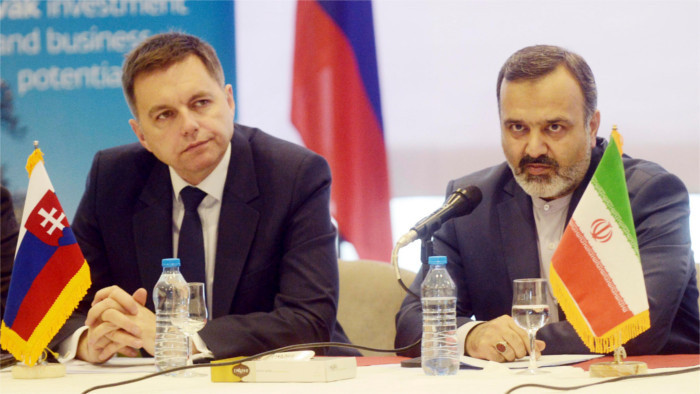 Eslovaquia firma dos acuerdos económicos con Irán