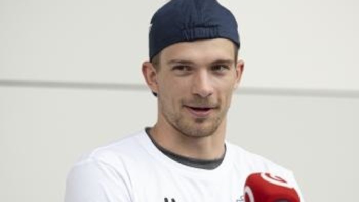 Ľadový hokej: Marián Studenič