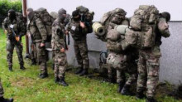 V žilinskom pluku špeciálneho určenia vyberali nových príslušníkov