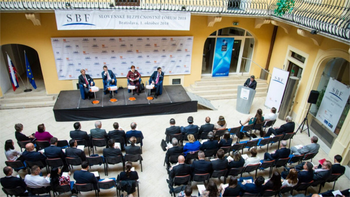 Bratislava acoge una nueva edición del Fórum Eslovaco sobre Seguridad