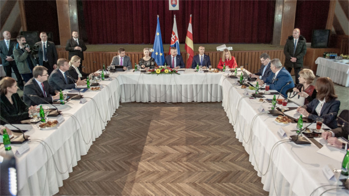 Vláda rokuje v Jesenskom