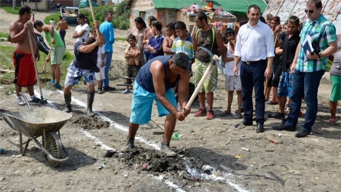 Aumentará el numero de los asistentes sanitarios en las colonias de chabolas gitanas