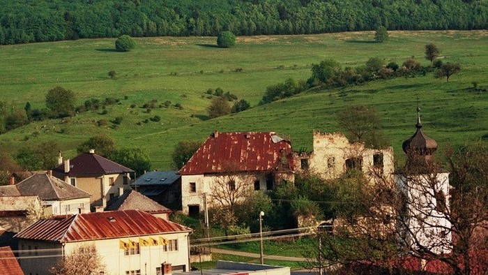 Besuch im „Kunstdorf“ Dubravica