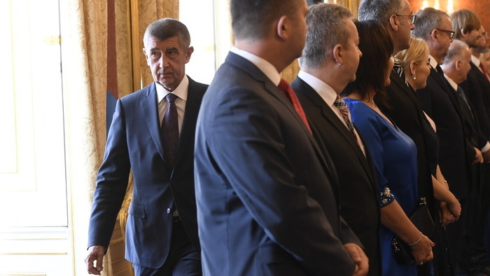 Kinevezték az új cseh kormányt
