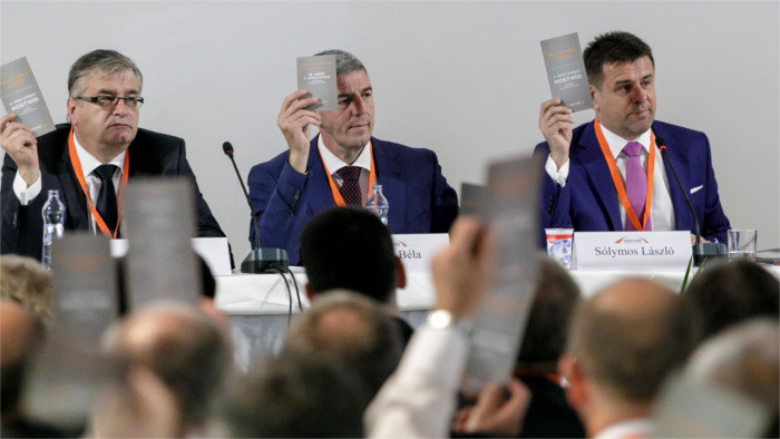 Parteitage zweier Regierungsparteien