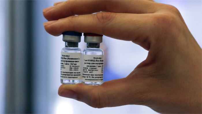 Pandemic Commission advises Government to obtain Sputnik V vaccines