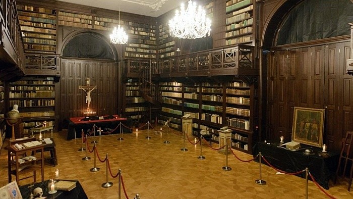 Historische Medizin-Bücher in Oponice ausgestellt