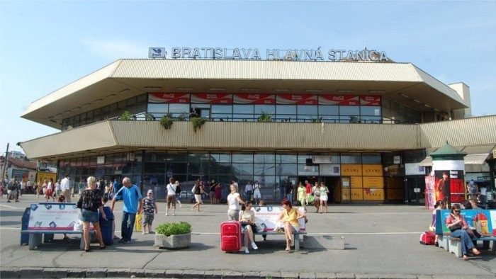 Hauptbahnhof-Vorplatz in Bratislava soll schöner werden 