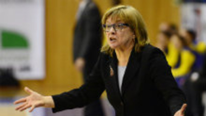 Basketbalová trénerka Hejková