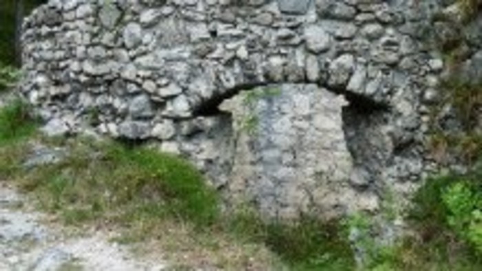 Príbehy múrov a veží – Hrad Čeklís v Bernolákove