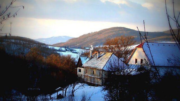 Slová_FM o Zaježovej a Sokratovi s Janom Markošom a Jurajom Hipšom