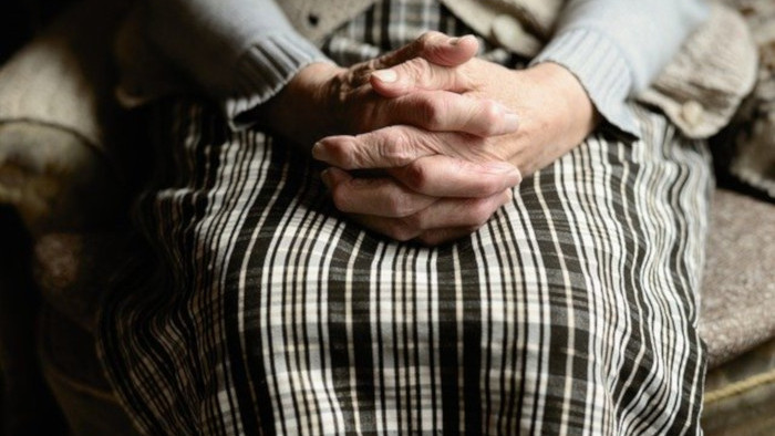 Seniori v čase izolácie – ako žiť