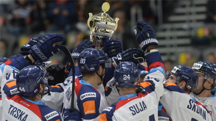 Eslovaquia obtiene por cuarta vez la “Copa Alemania” de hockey sobre hielo