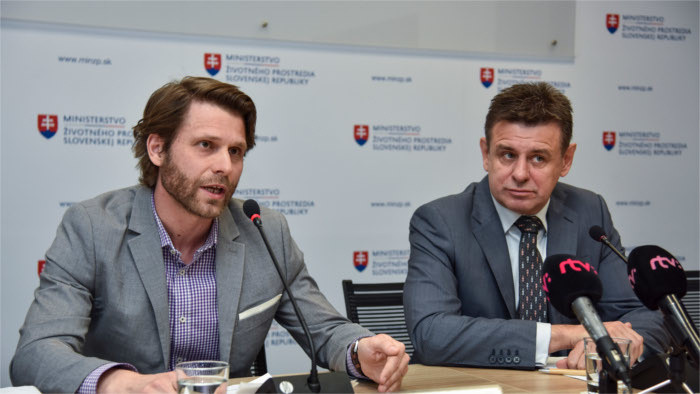 Protiplastové opatrenia na Slovensku  