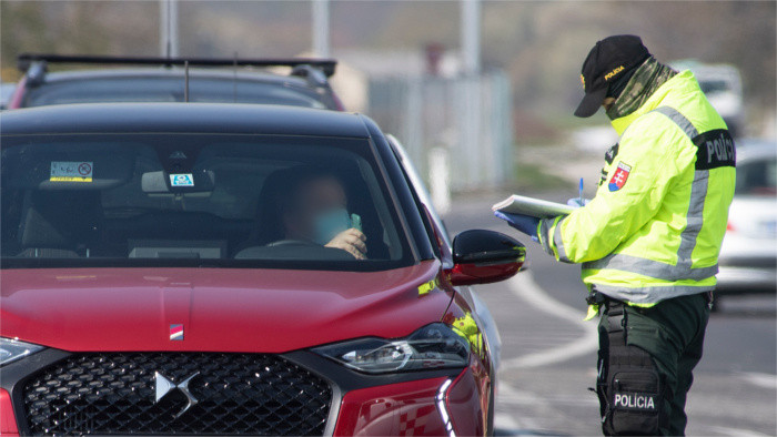 Eslovaquia establecerá controles temporales en sus fronteras 