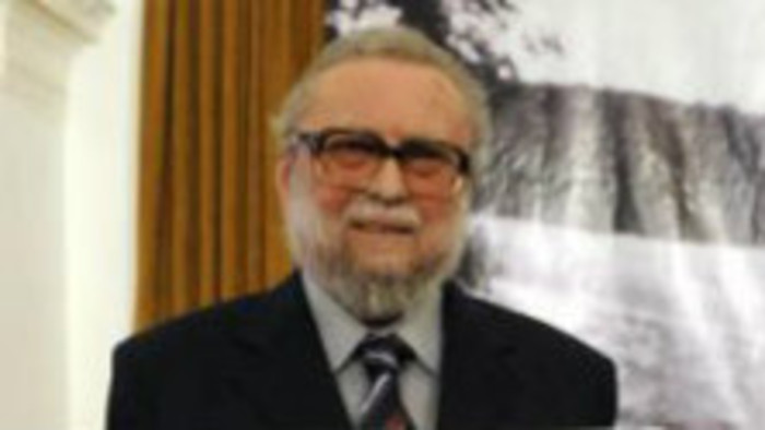 Blahoželáme básnikovi Jánovi Buzássymu