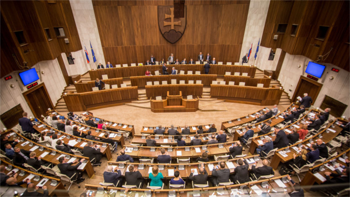 El Parlamento eslovaco rechaza destituir a su presidente
