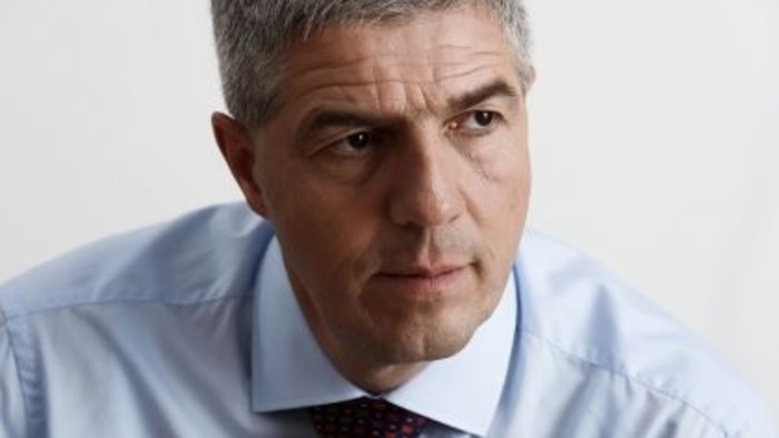 Bugár: Hiába a nemzetieskedő politikusok ellenvetése, jönnek a kétnyelvű táblák