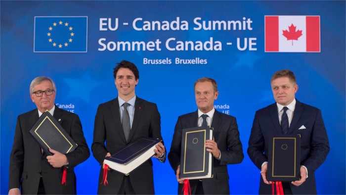La Unión Europea y Canadá firman el CETA