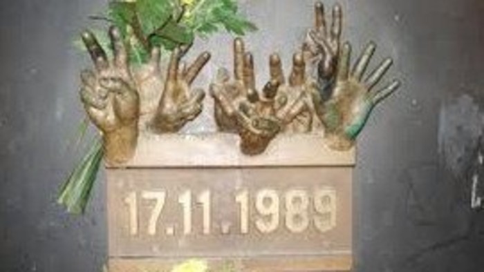 El 17 de noviembre recordamos el 24 aniversario de la Revolución de Terciopelo
