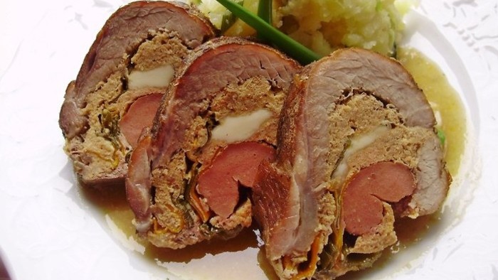 závitky s krabími tyčinkami/bravčová roláda