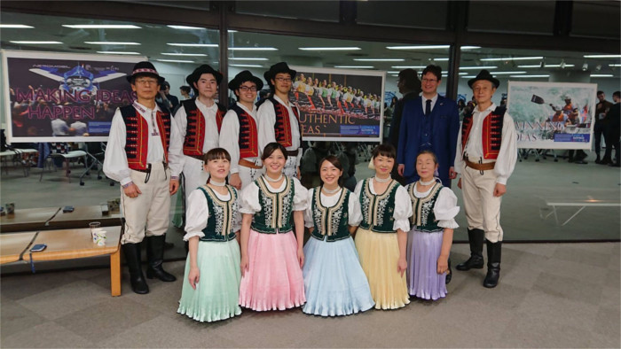 Slovenský folklór v Japonsku 