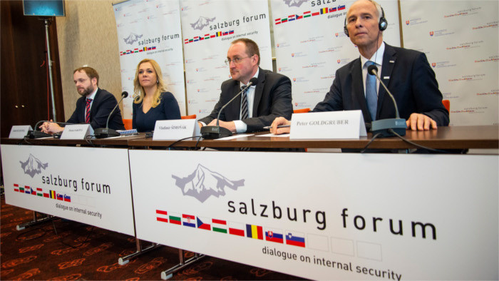 Continúa el Foro de Salzburgo en Eslovaquia