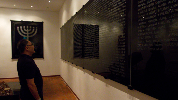 La negación del Holocausto es inadmisible
