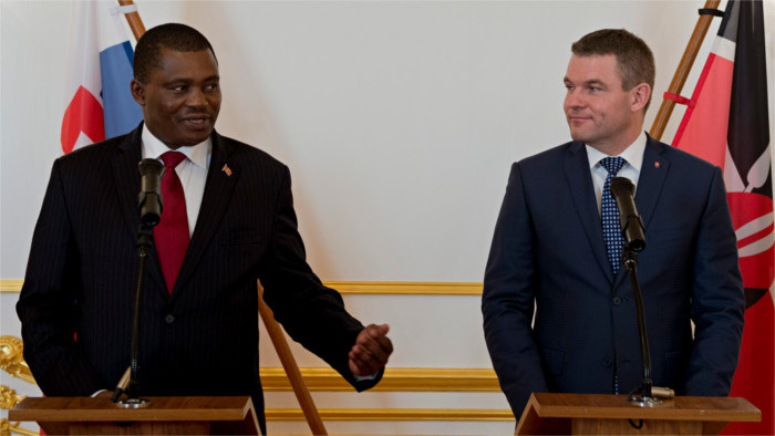 Pellegrini meets Kenyan counterpart 