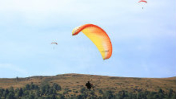 Bratislavskí študenti vynašli pomôcku pre paraglajdistov