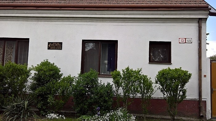 poppova2_zahorska-ves_kay zeisberg.jpg
