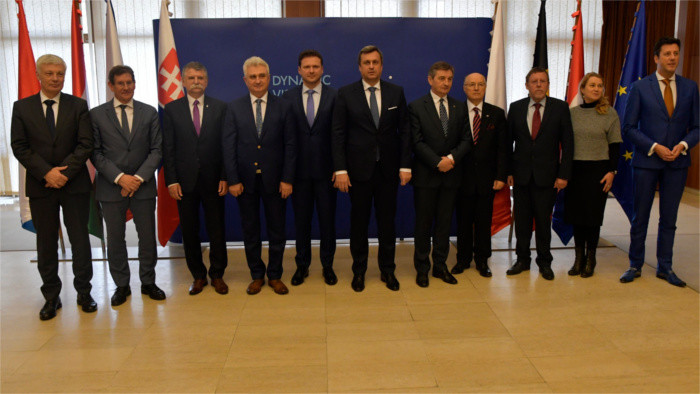 Межпарламентное сотрудничество между V4 и Бенилюксом
