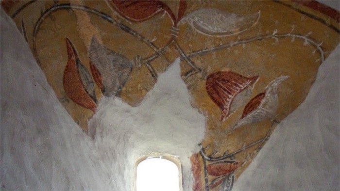 An old fresco is a gateway to the past