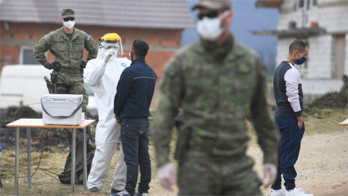 La médiatrice s’adresse au procureur général