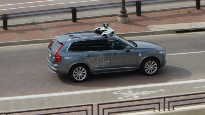 Self-driving car route Okayed by Prague