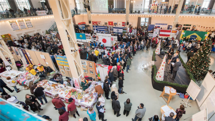 Weihnachtsbasar des Internationalen Frauenklubs in Bratislava