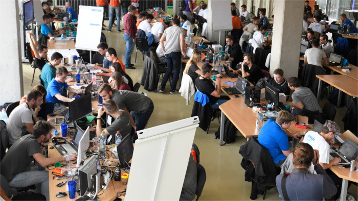 Vente en ligne : les hommes dépensent plus, les femmes plus souvent