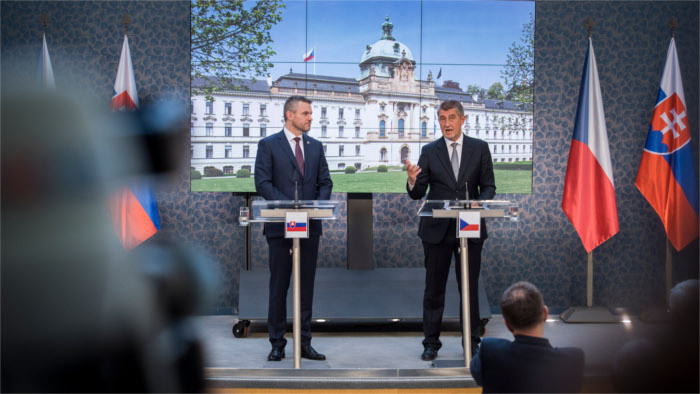 Pellegrini y Babiš afirman que los checos y los eslovacos no serán ciudadanos de segunda clase en marco de la UE 