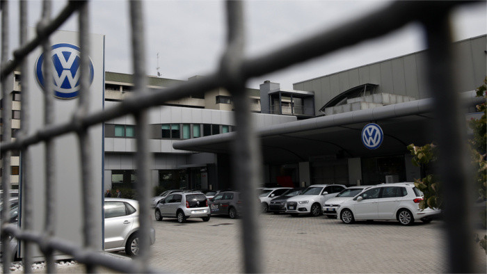 La disputa entre Volkswagen y sus proveedores paraliza parte de la producción de coches de esta marca