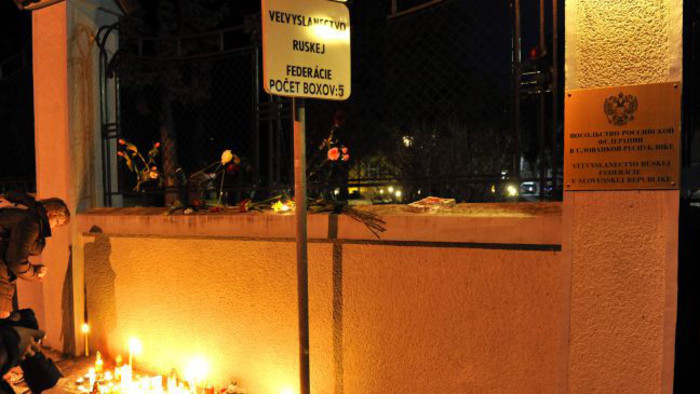 Los ciudadanos eslovacos rindieron homenaje a Borís Nemtsov