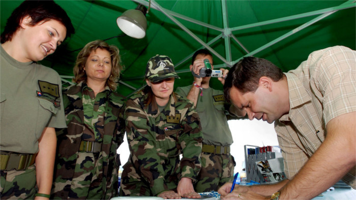 El ejército profesional de la República Eslovaca cumple diez años