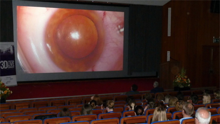 Lekárska fakulta UK má 100 rokov 