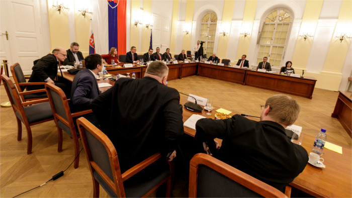 Comienzan las audiencias públicas de los aspirantes a magistrados del Constitucional