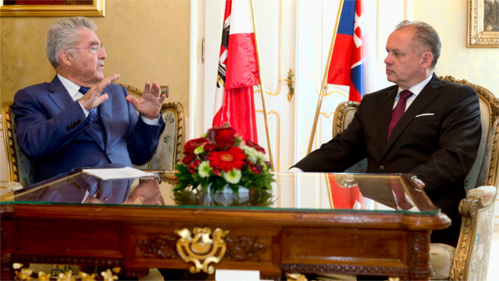 Andrej Kiska recibe en Bratislava al Presidente austríaco