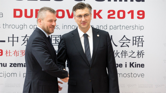 Premiér na summite v Dubrovníku