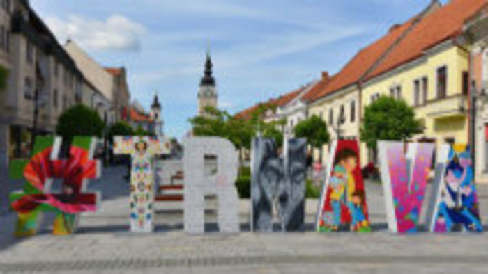 Ilustrácie detských kníh v kaplnke trnavskej radnice