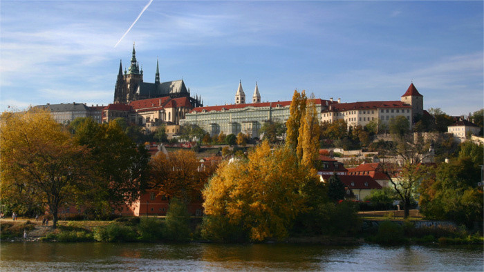 Presidente del Parlamento eslovaco se reúne con sus homólogos del V4 en Praga